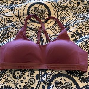 Lululemon sports bra